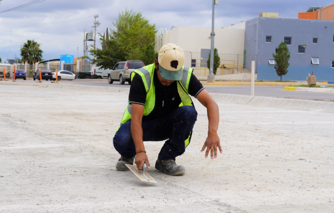 Registra Municipio avance del 70 por ciento de pavimentación en calle Río Nilo