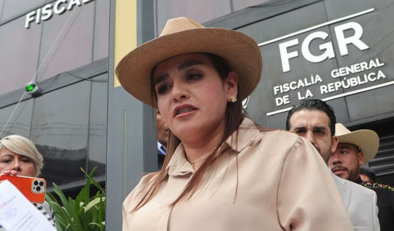 Pide Grecia Quiroz a la FGR atraer investigación por asesinato de Carlos Manzo