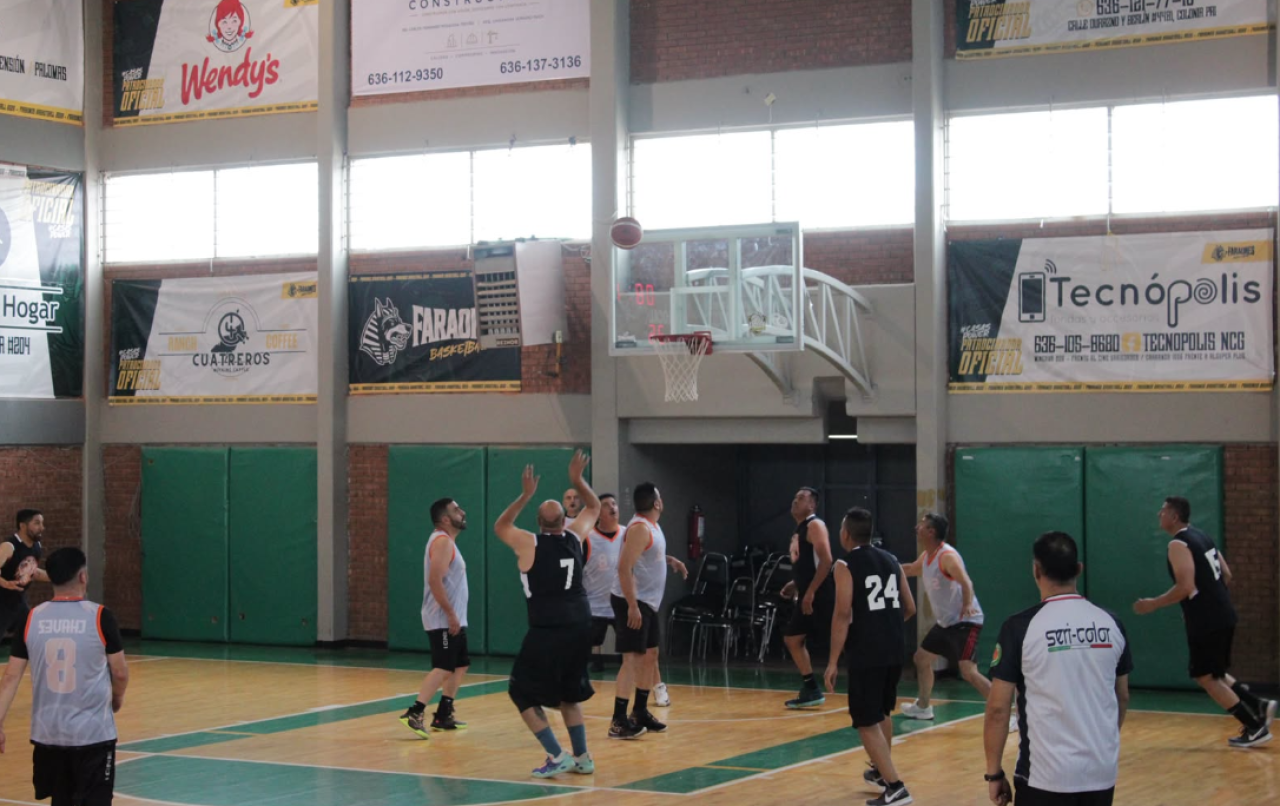 Inaugura Sección 8 del SNTE el Campeonato Estatal de Básquetbol 2026 en Casas Grandes