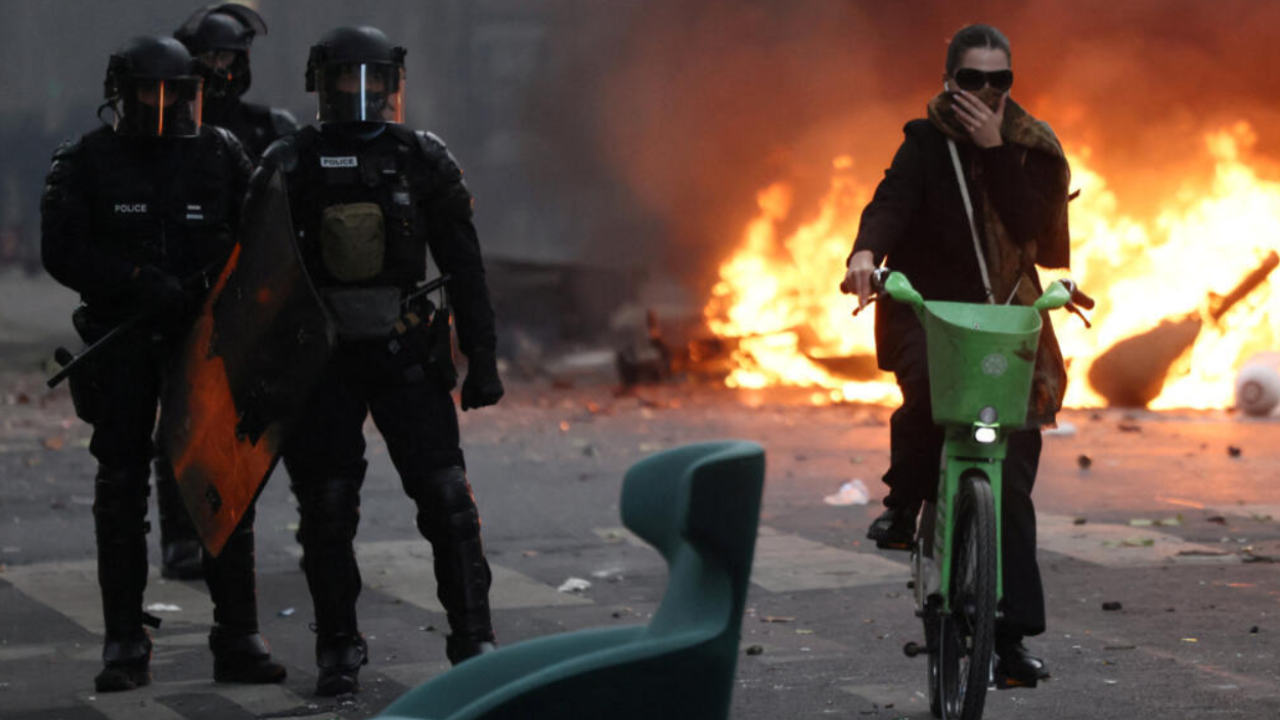 Despliega Francia 70 mil policías ante protestas por el costo de vida